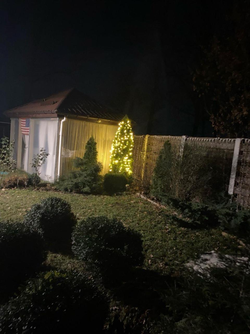 затишний будинок в передмісті києва Holiday home Kriukivshchyna